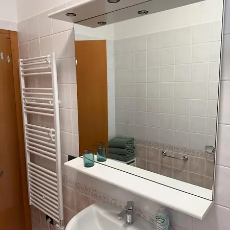 Near Expo And Center *